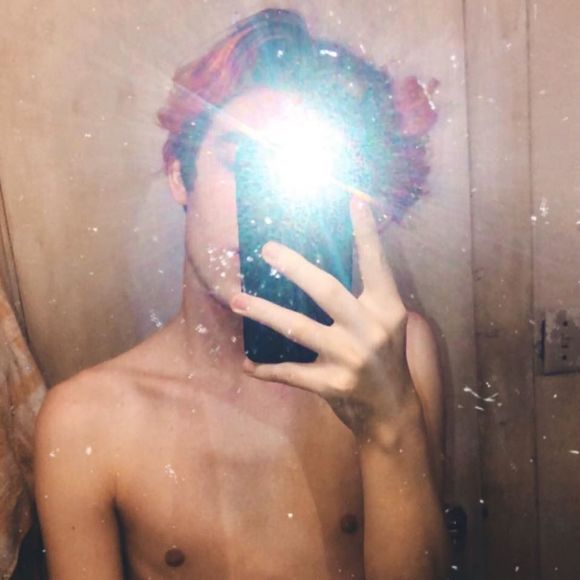 Meet your Posher, Çhândler - Picture 1 of 1